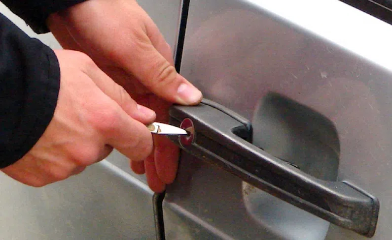 San Diego Emergency Locksmith San Diego, CA 619-402-1867 - locked-out-of-car-home